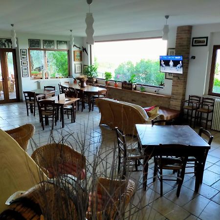 Casale Del Sole Bed & Breakfast Cepagatti Eksteriør bilde