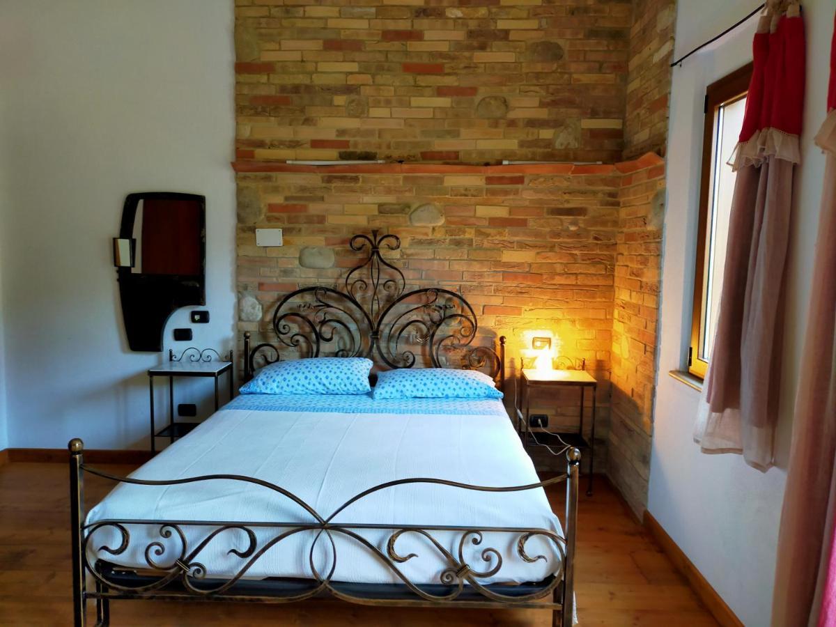 Casale Del Sole Bed & Breakfast Cepagatti Eksteriør bilde